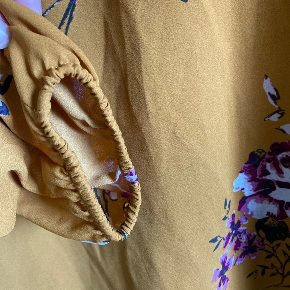Maurices butterscotch and floral Blouse - Picture 7 of 7